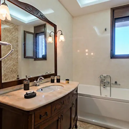 Appartement Zeus Kaloniktis